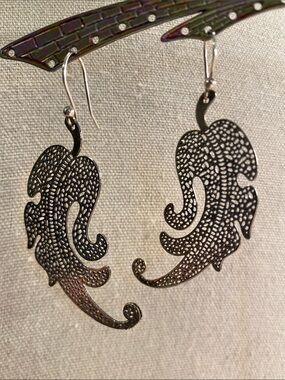 Silver Plated Exotic Filigree Leaf Drop Earrings